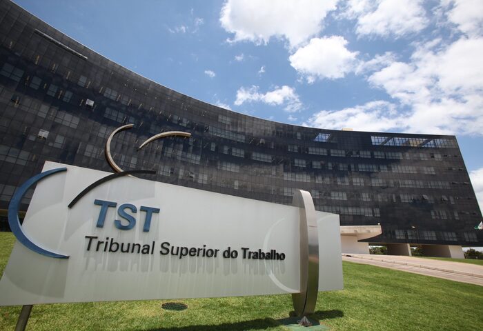 Tema 125 do TST e os limites da prova pericial na Justiça do Trabalho